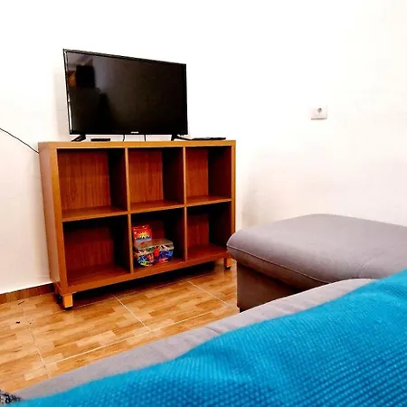 Relax 2 Bedrooms Wifi Free Big Terrace Holiday home