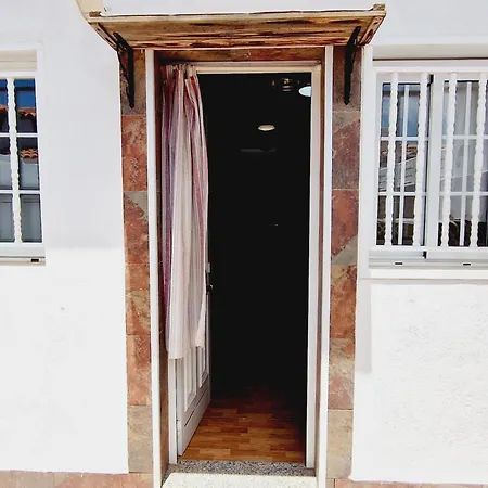 Relax 2 Bedrooms Wifi Free Big Terrace Holiday home