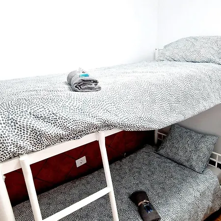 Relax 2 Bedrooms Wifi Free Big Terrace Holiday home